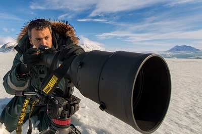 רועי גליץ במהלך פרויקט צילום בקוטב הצפוני. צילום: יובל אופק
